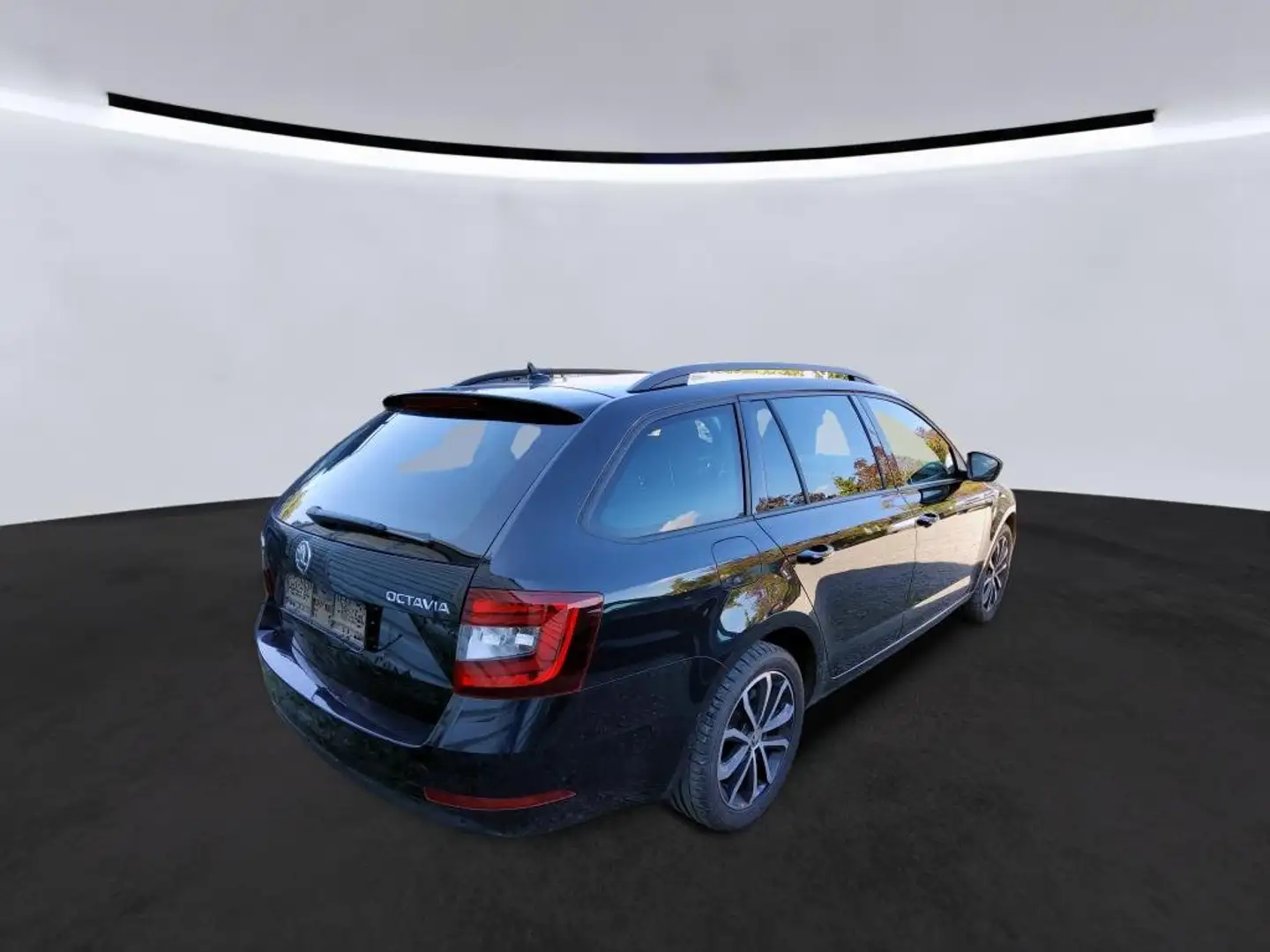 Skoda Octavia 2.0 TDI DSG Soleil/AHK/KAMERA/LED/ACC/ Schwarz - 2