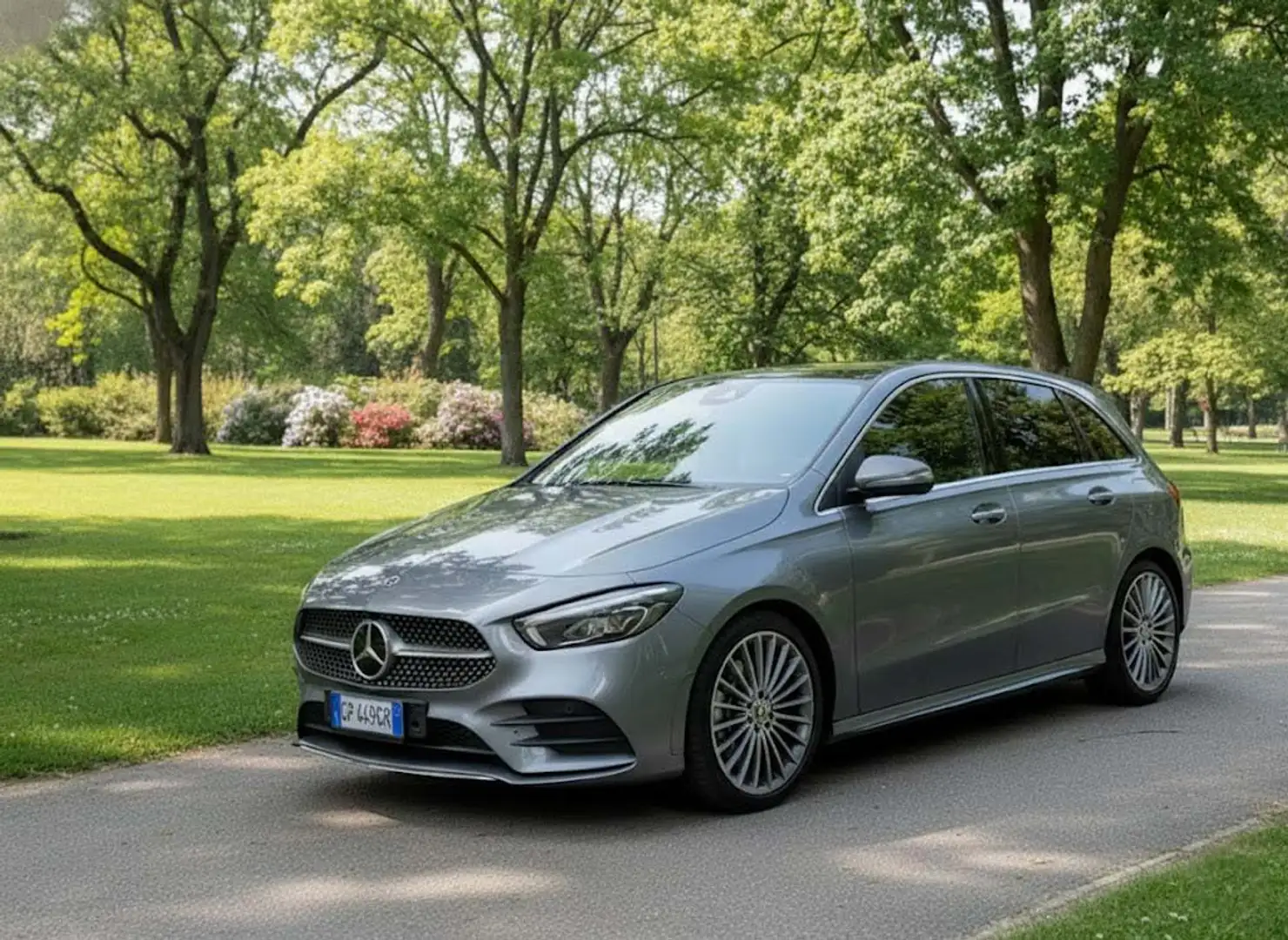 Mercedes-Benz B 250 4MATIC SPORTS TOURER ADVANCED PLUS PROGRESSIVE Gris - 1