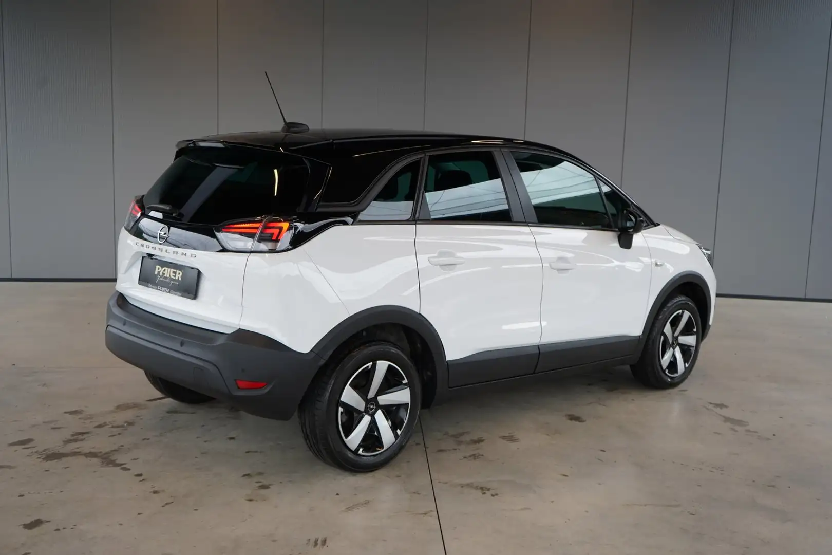 Opel Crossland 1,2 Turbo Business Edition Weiß - 2