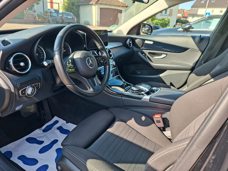 Mercedes-Benz C 220 d T-Modell — photo 9