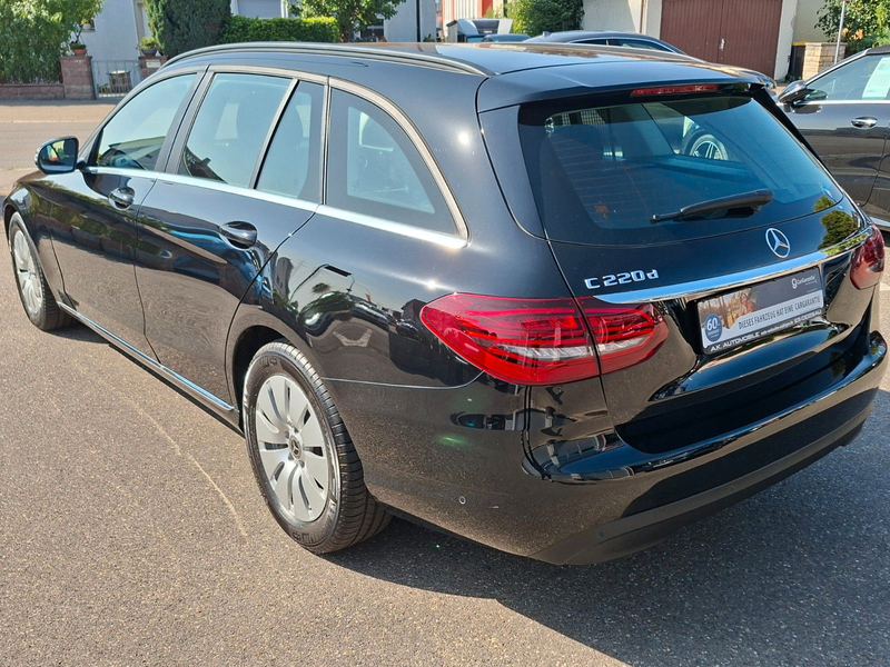 Mercedes-Benz C 220 d T-Modell — photo 6