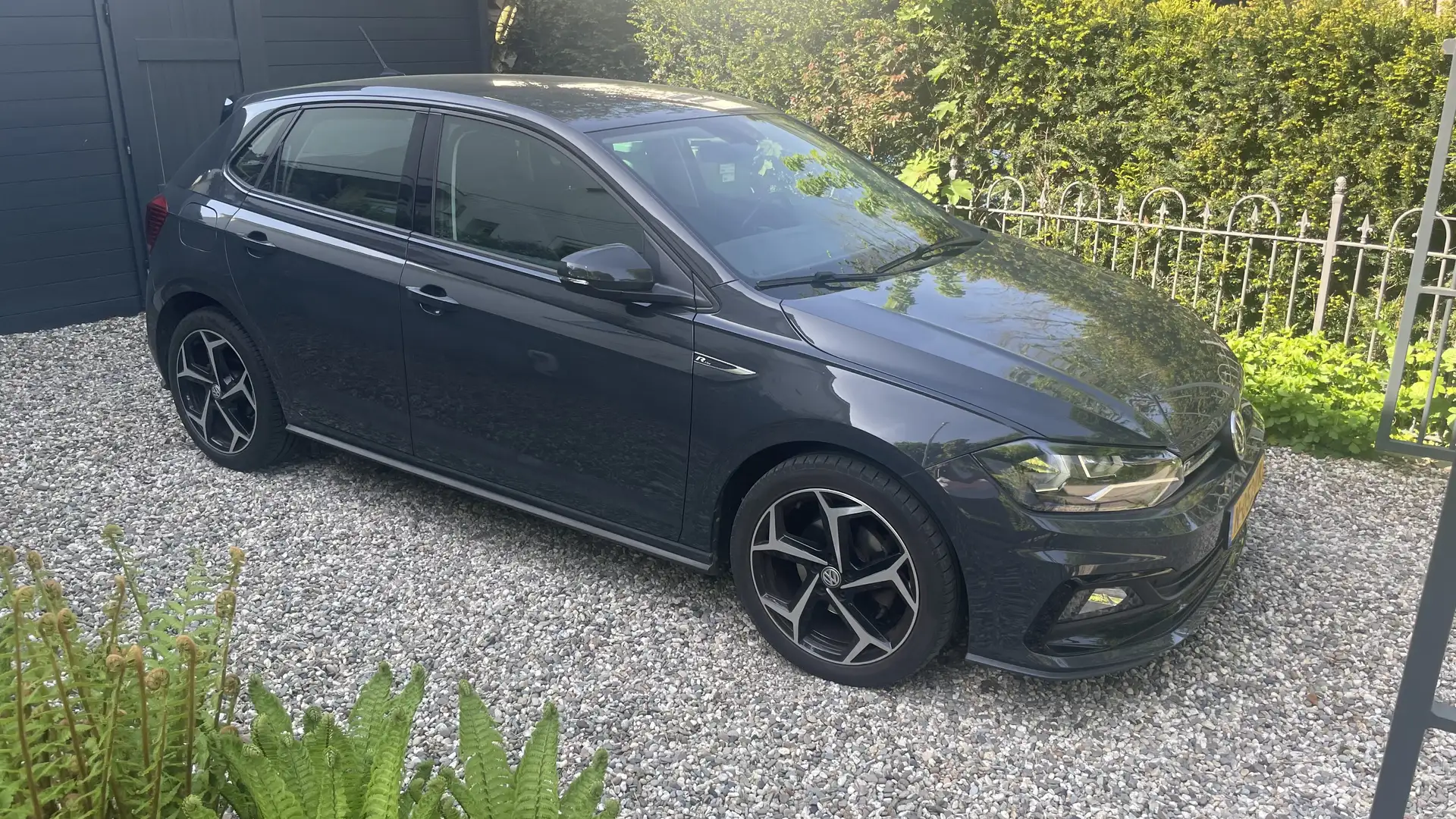 Volkswagen Polo 1.0 TSI Highline R-line Grijs - 2