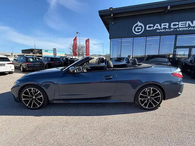 BMW M4 40 i xDrive Cabrio G23 Ansicht 3