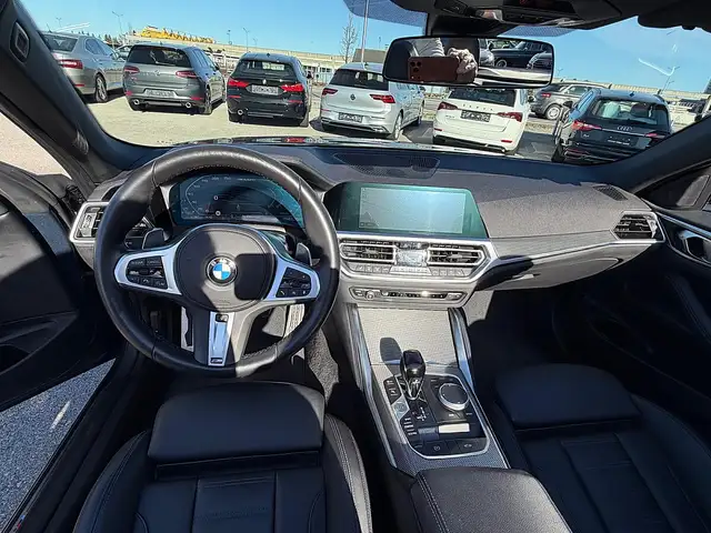 BMW M4 40 i xDrive Cabrio G23 Ansicht 18