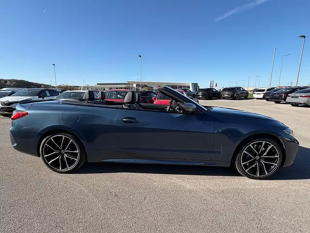 BMW M4 40 i xDrive Cabrio G23 Ansicht 5