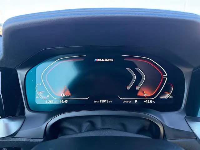 BMW M4 40 i xDrive Cabrio G23 Ansicht 25