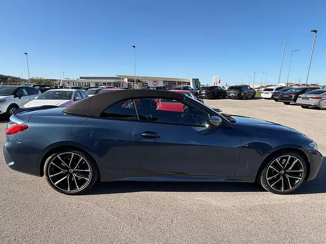 BMW M4 40 i xDrive Cabrio G23 Ansicht 4