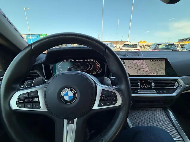 BMW M4 40 i xDrive Cabrio G23 Ansicht 17