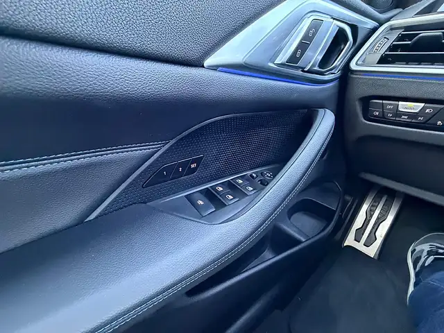 BMW M4 40 i xDrive Cabrio G23 Ansicht 27