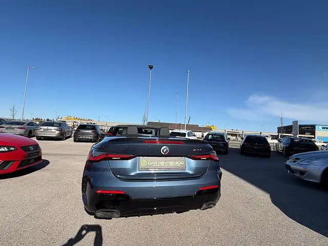 BMW M4 40 i xDrive Cabrio G23 Ansicht 7