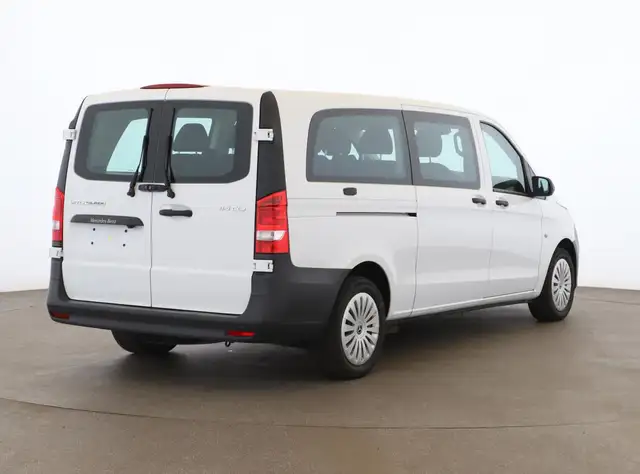 Mercedes-Benz Vito view 5