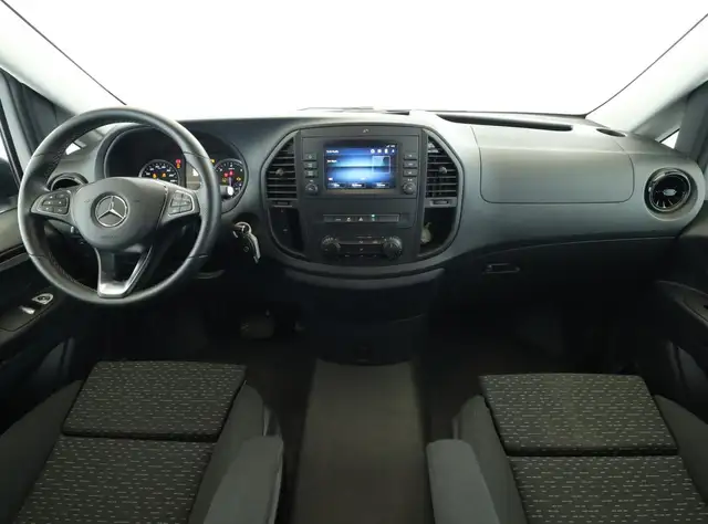 Mercedes-Benz Vito view 10