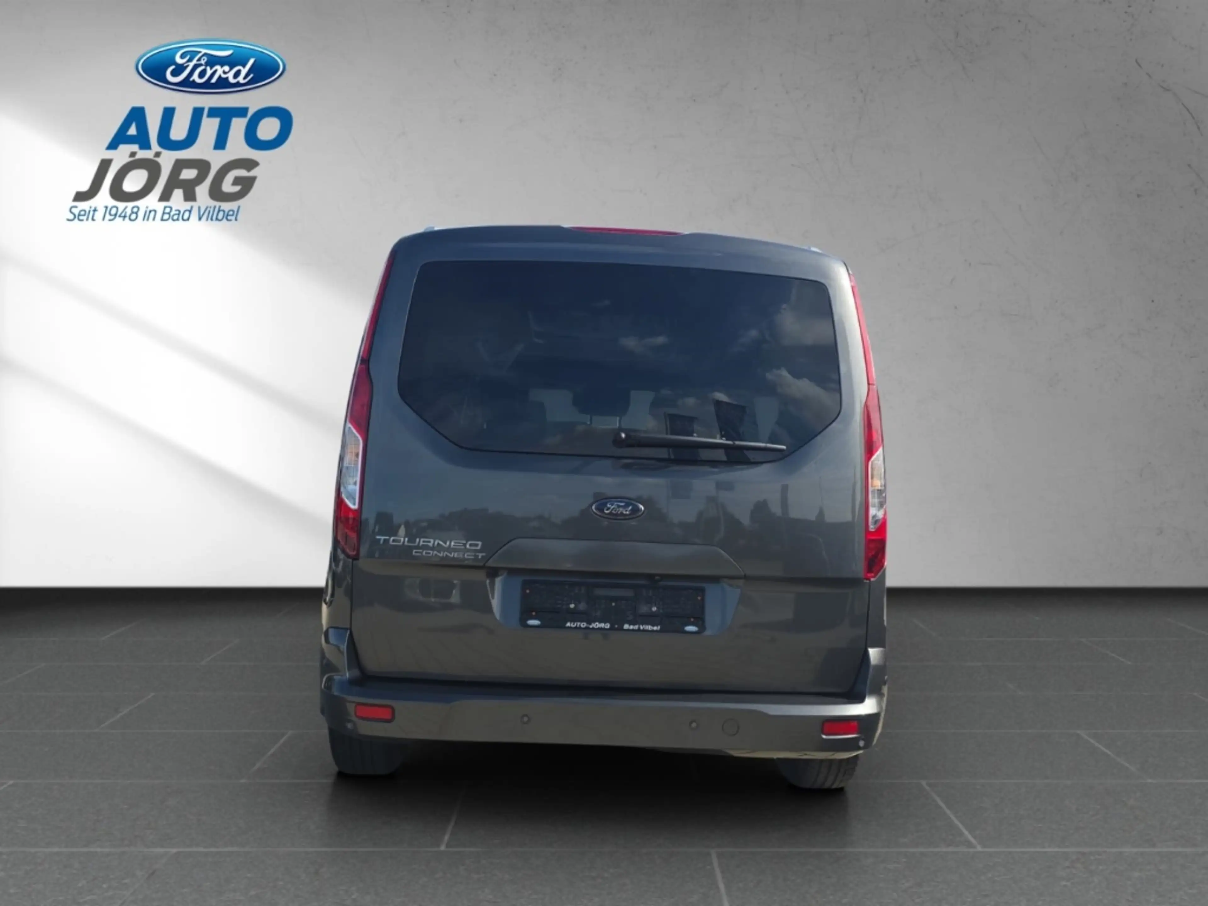 Ford Tourneo Connect Grand L2 Titanium 1.5 EcoBlue EU6d — photo 4