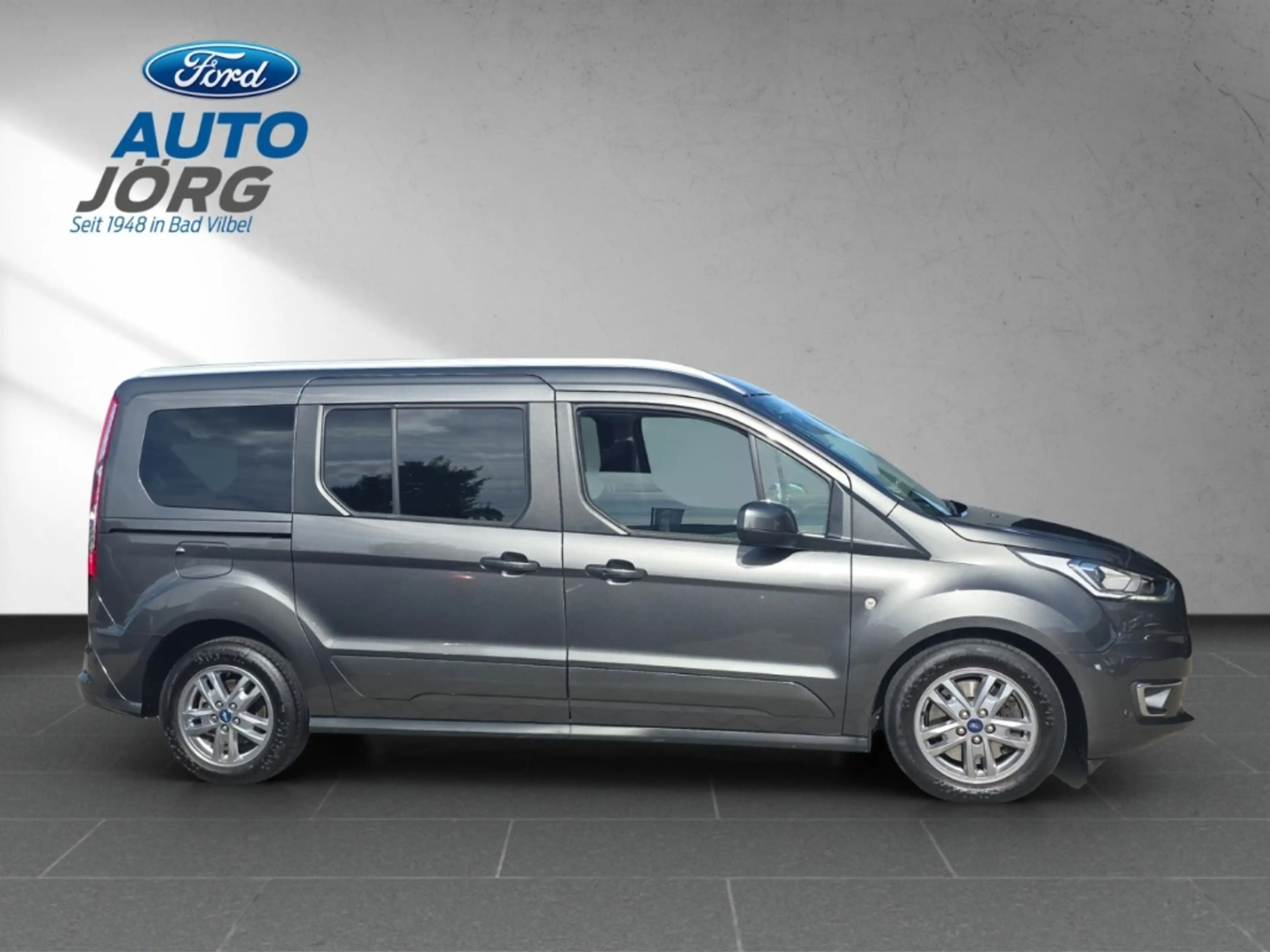 Ford Tourneo Connect Grand L2 Titanium 1.5 EcoBlue EU6d — photo 6