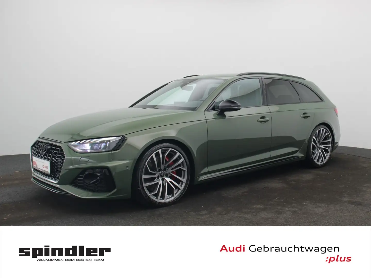 Audi RS4 TFSI quattro / Matrix, Vmax280, AHK Verde - 1