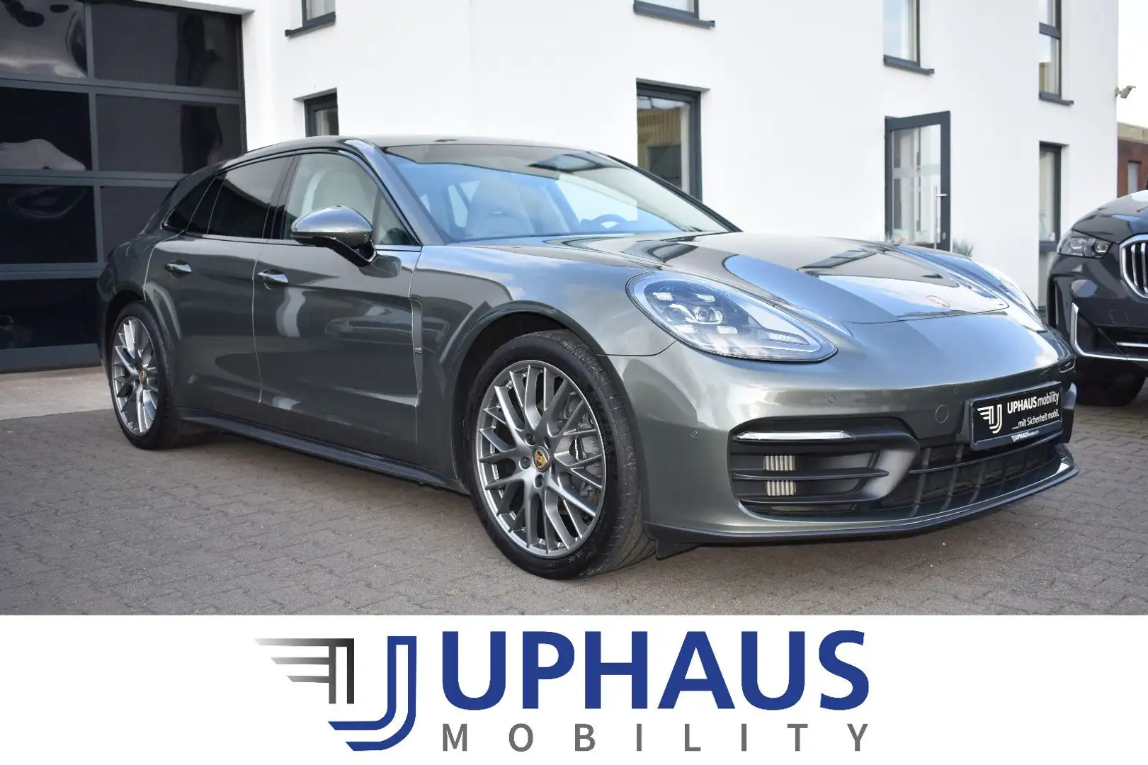 Porsche Panamera Sport Turismo 4 Platinum Edition*1.Hand Grau - 1