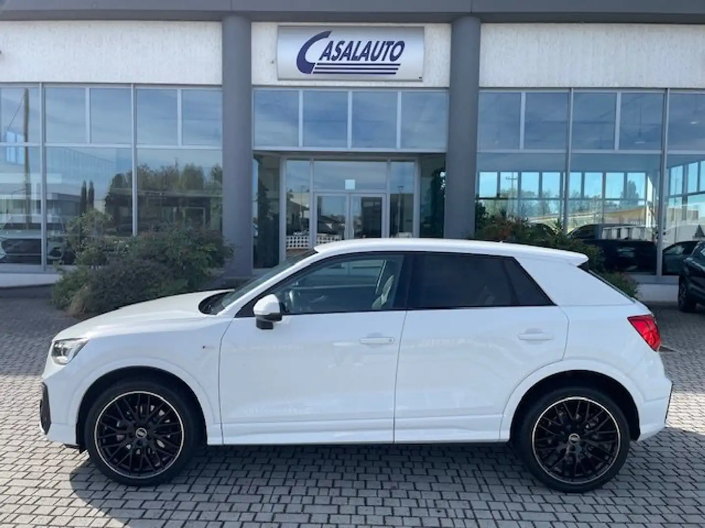 Audi Q2 35 TFSI S line S tronic 19/MATRIX/BLACK P./ACC Blanc - 1