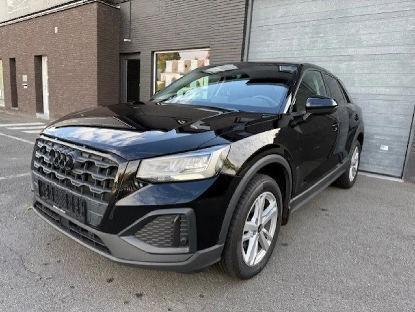 Audi Q2 30 TFSI Black Edition Adap Cruise App Connect Pdc - 2