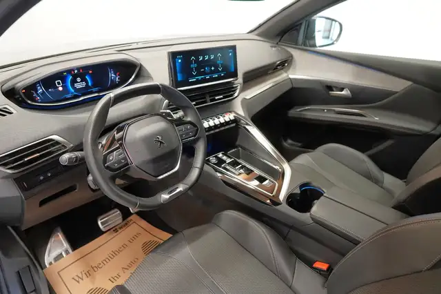 Peugeot 3008 view 13