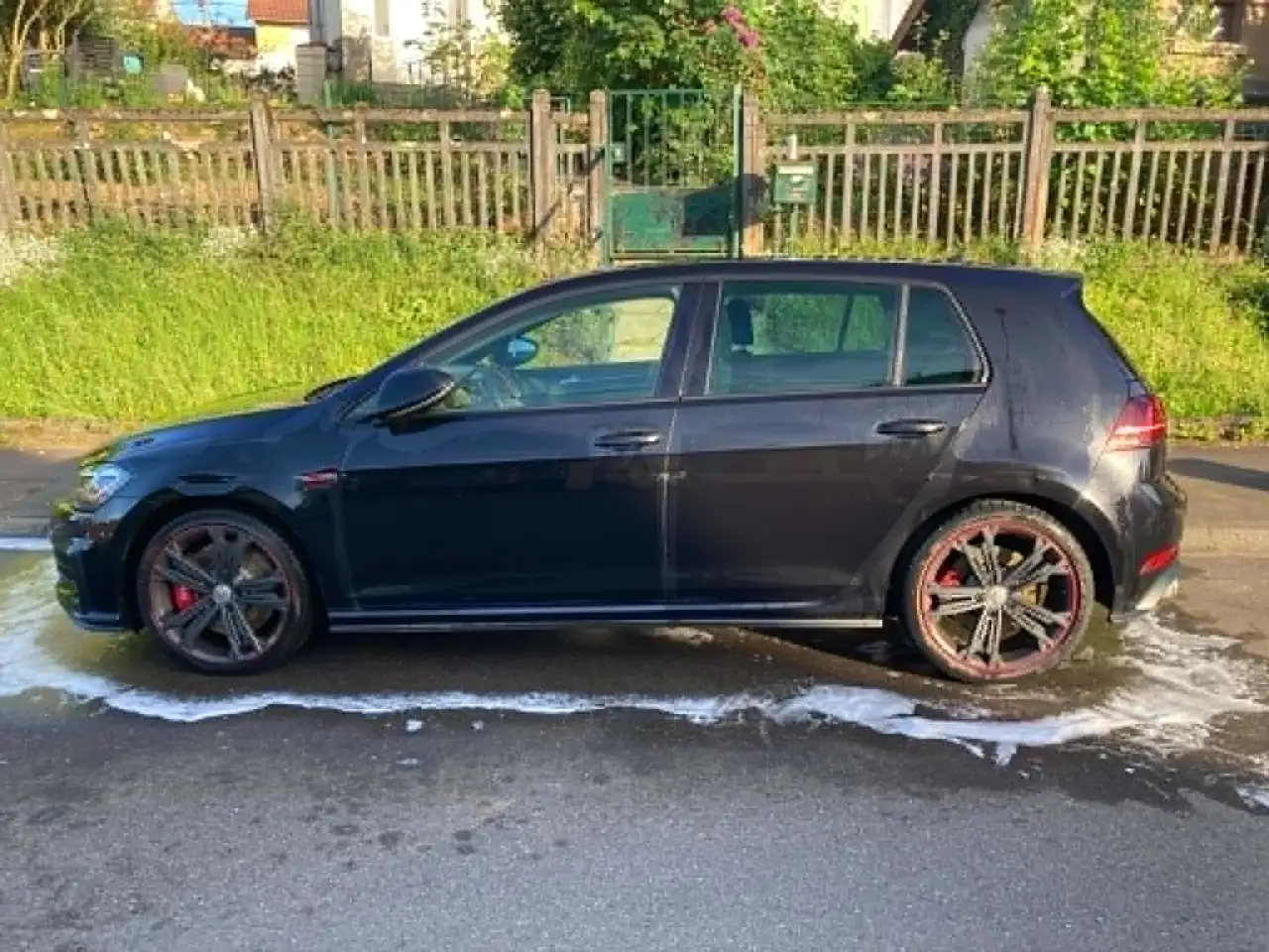 Volkswagen Golf GTI — photo 5