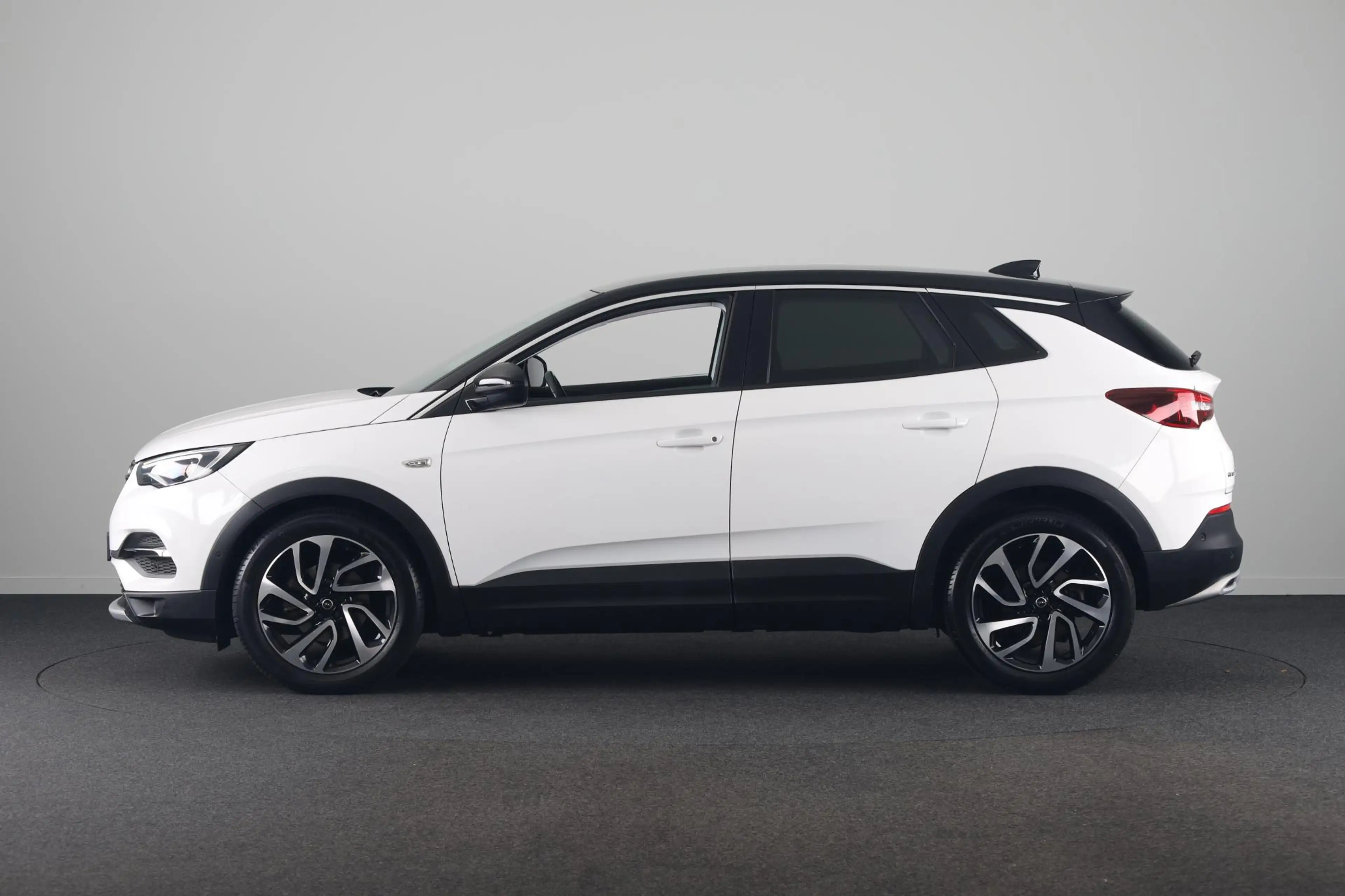 Opel Grandland X 1.6 Turbo Ultimate | Camera | BLISS | Carplay | Ad — photo 8