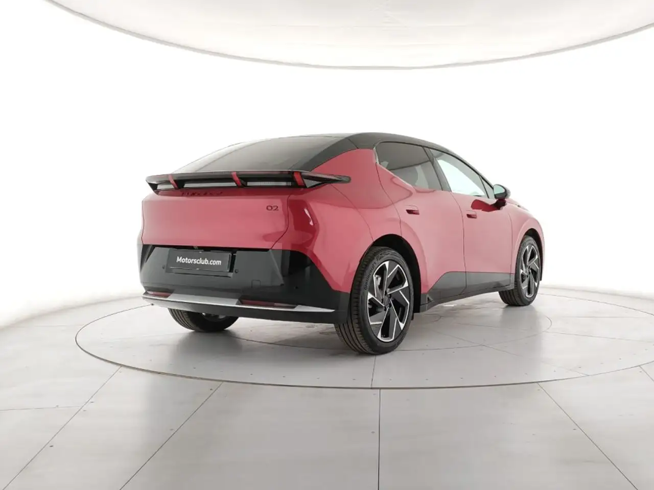 Lynk & Co 02