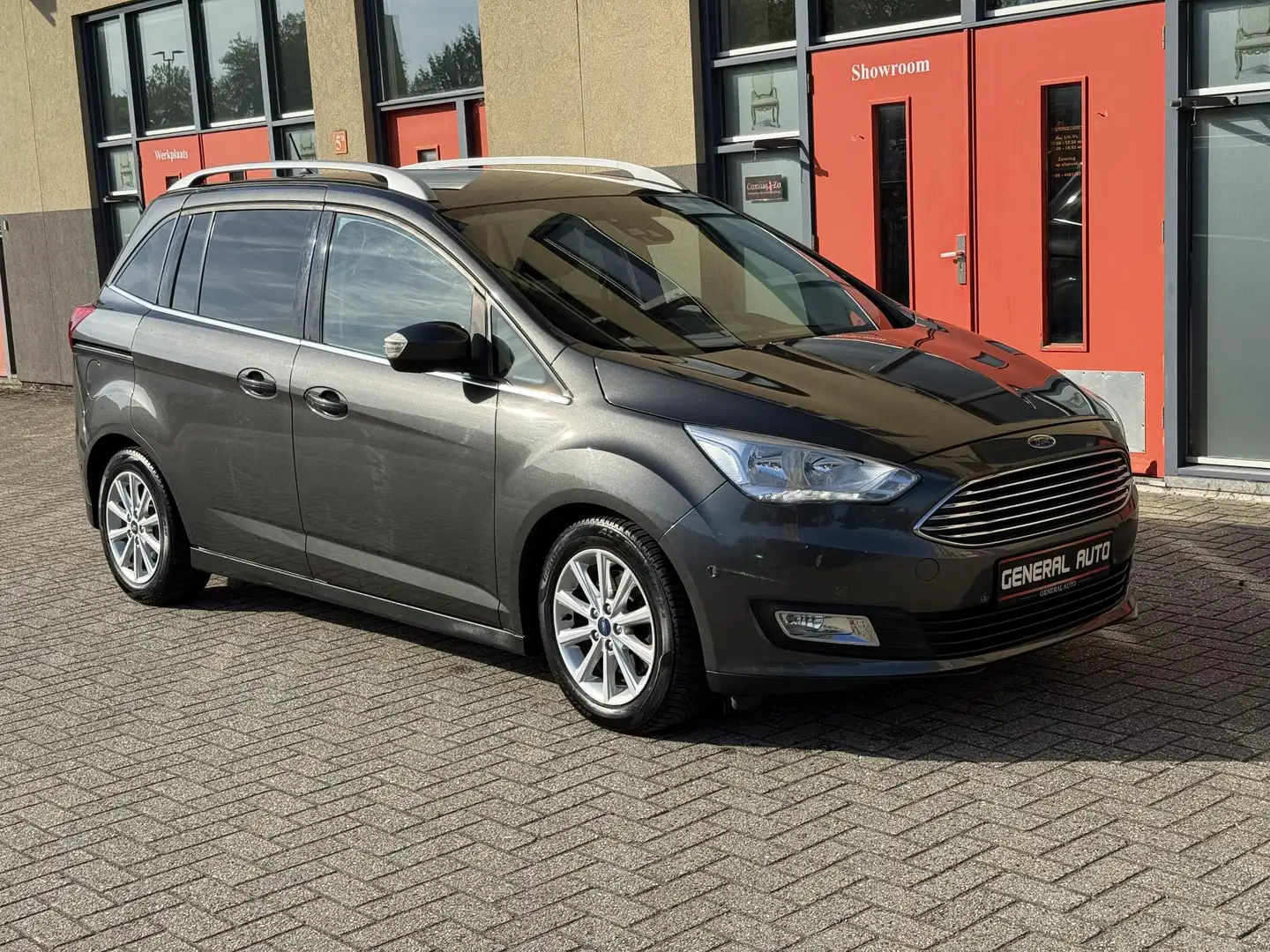 Ford Grand C-Max 1.0 Titanium, Navi, Nieuwe Distributieriem, Trekha - 2