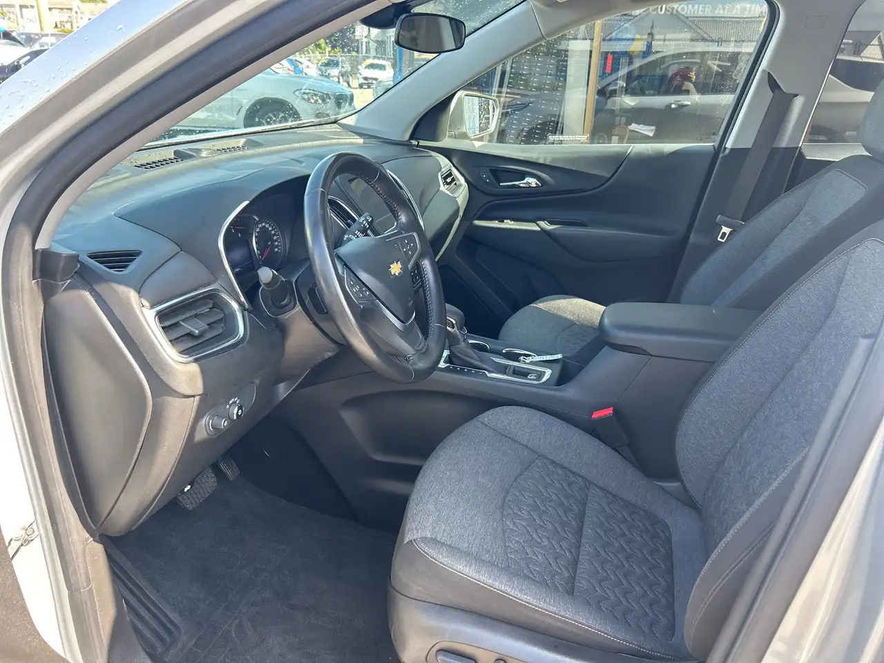 Chevrolet Equinox снимка Chevrolet Equinox