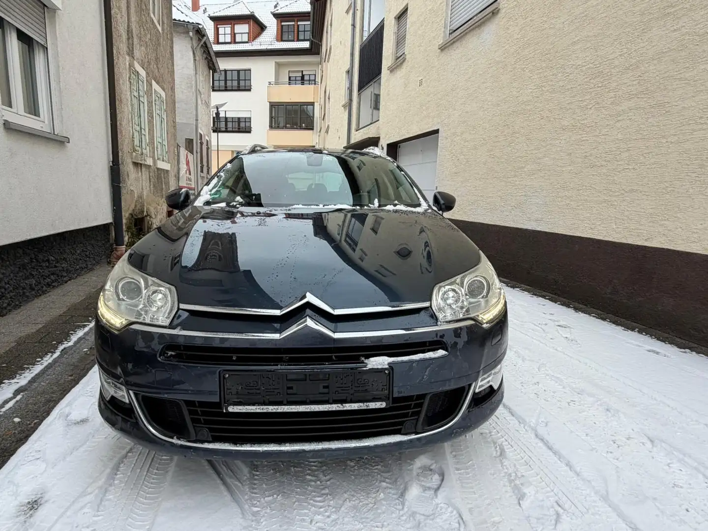 Citroen C5 Exclusive Automatik LED BiXenon 2,2Ltr HDI 204PS Blau - 2