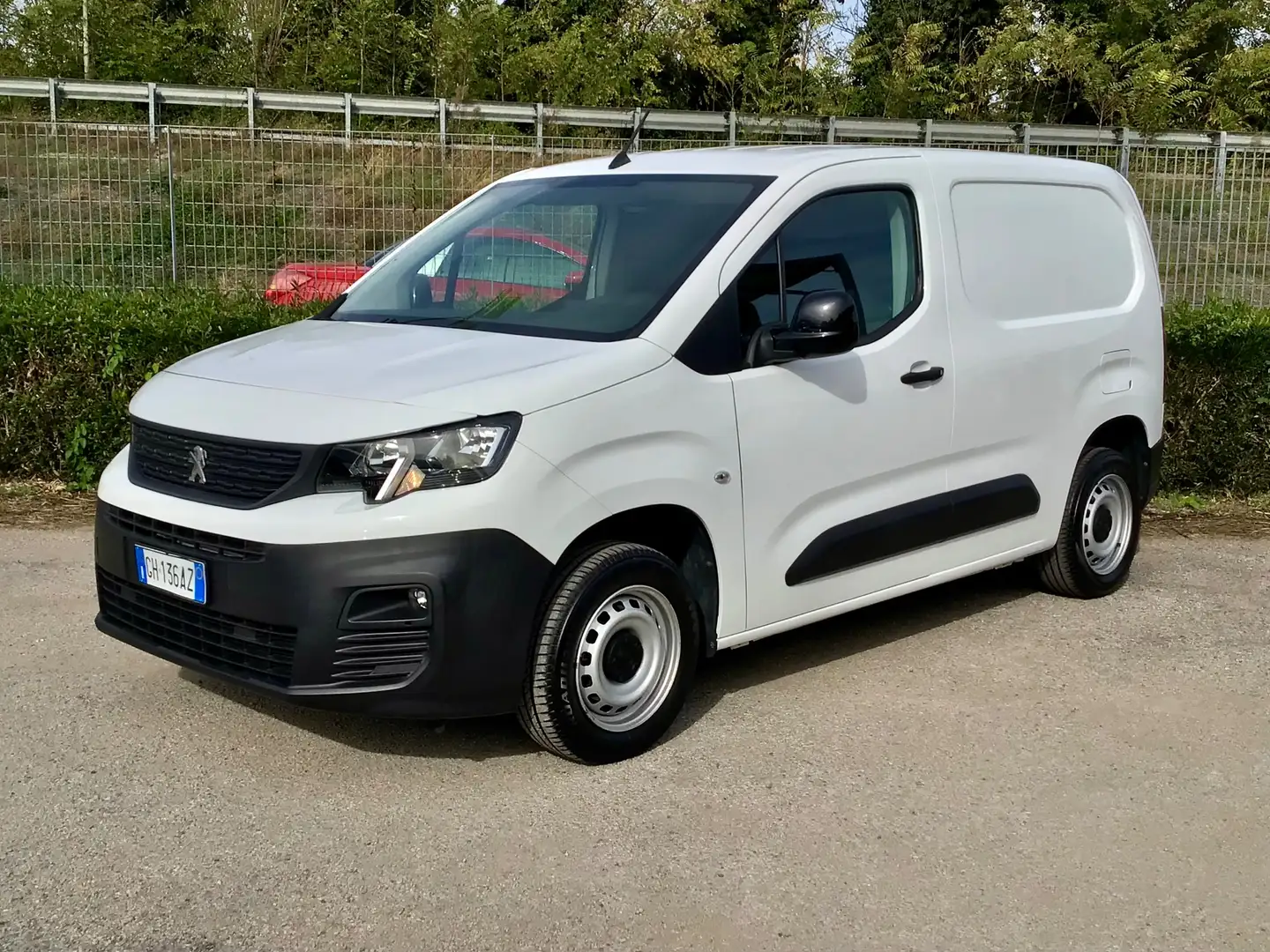Peugeot Partner Partner 1.5 HDi 102cv Van Furgone Autocarro Blanc - 1