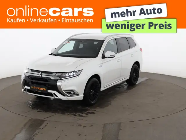 Mitsubishi Outlander 2.4 Intro PHEV 4x4 Aut LED 360-CAM AHK