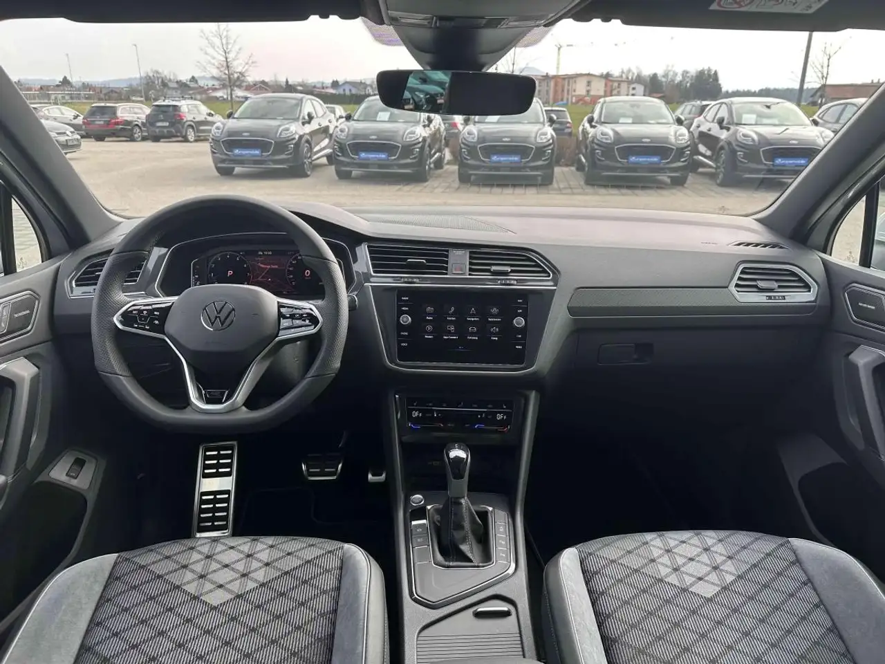 Volkswagen Tiguan, фото 8