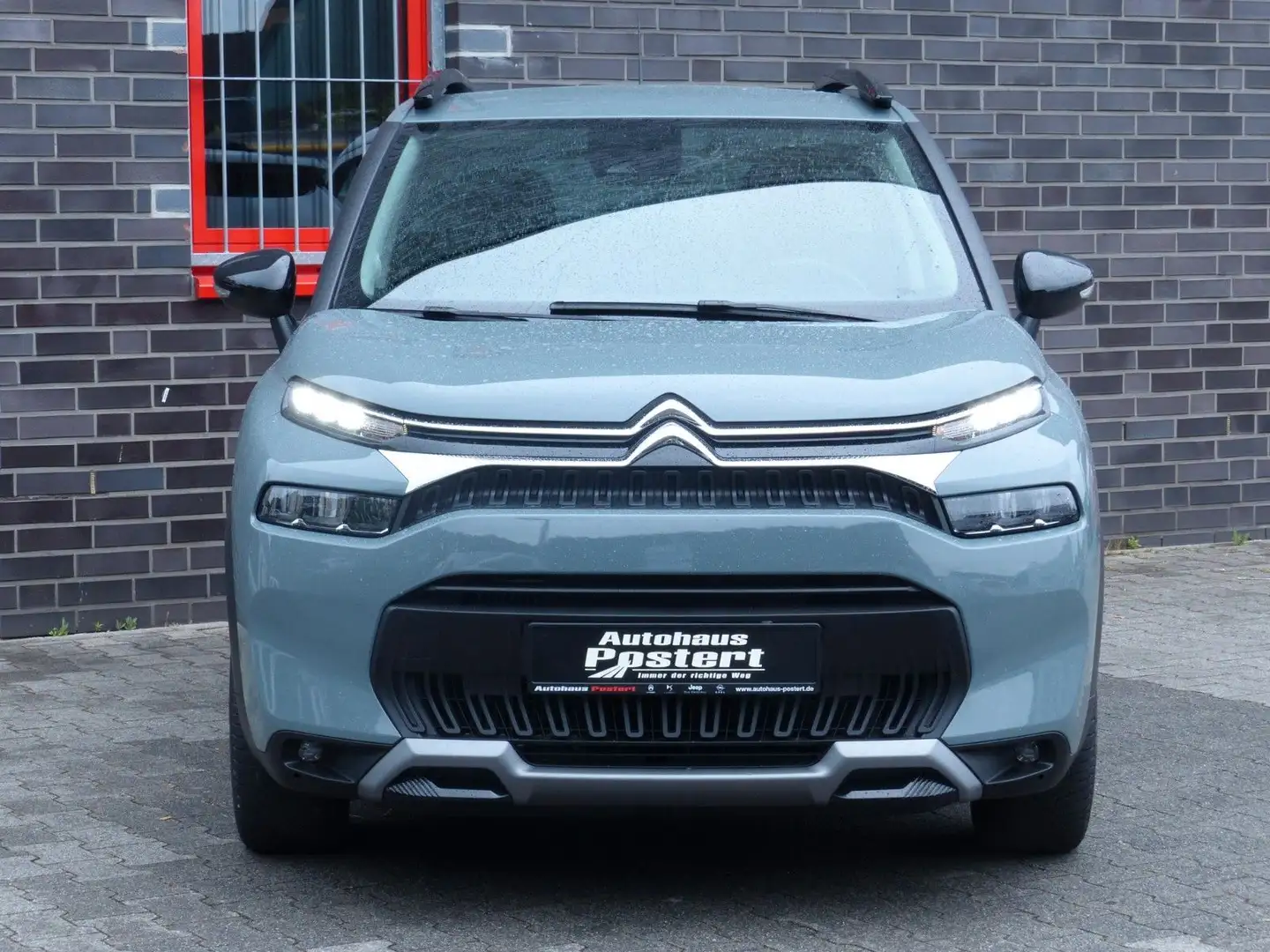 Citroen C3 Aircross Shine 130 HDI EAT6 Grün - 2
