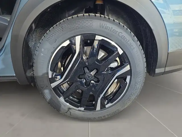 Peugeot 5008 GT Plug-in Hybrid 195 e-DCS7 Ansicht 11