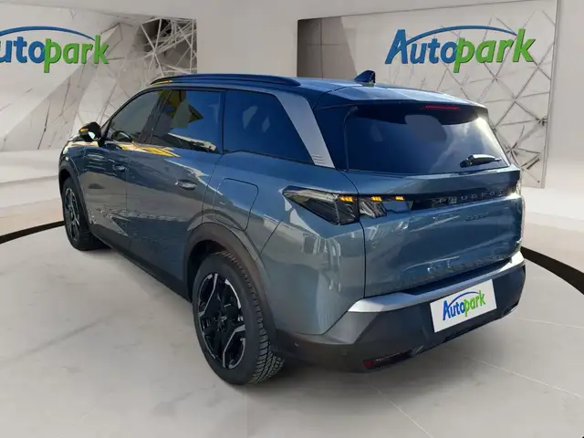 Peugeot 5008 GT Plug-in Hybrid 195 e-DCS7 Ansicht 6