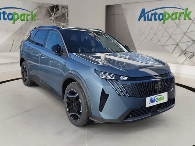 Peugeot 5008 GT Plug-in Hybrid 195 e-DCS7 Ansicht 3