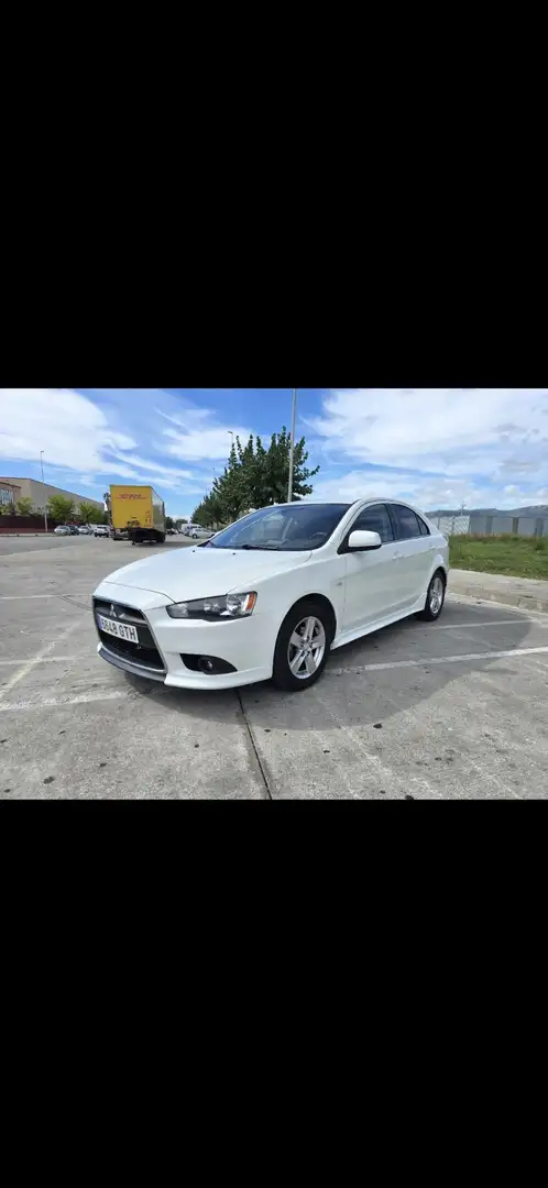 Mitsubishi Lancer Sportback 1.5 Invite - 1