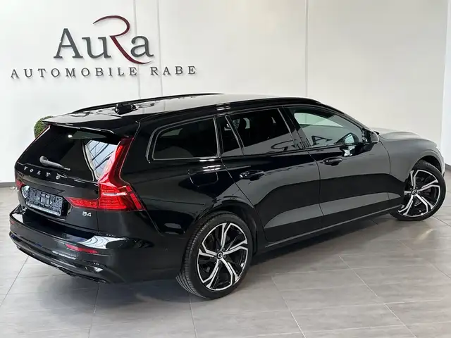 Volvo V60 view 5