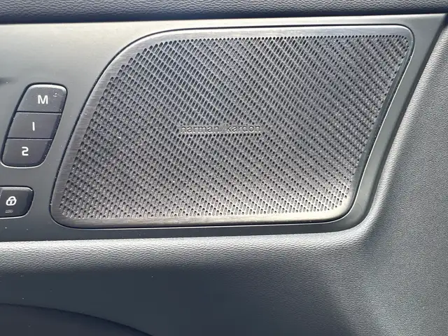 Volvo V60 view 9
