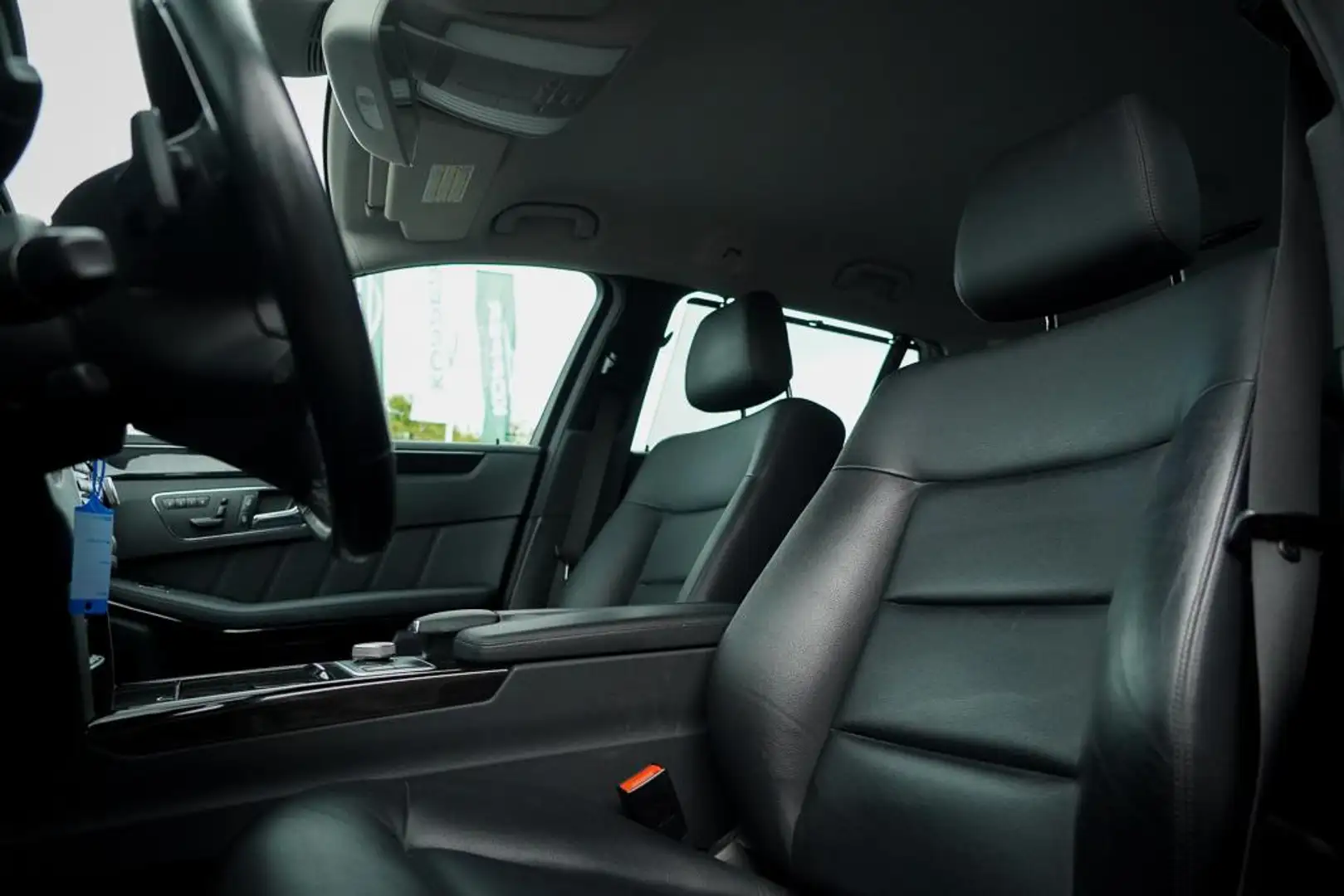 Mercedes-Benz E 350 Estate CGI Avantgarde / Cruise / Leder / Trekhaak Marrón - 2