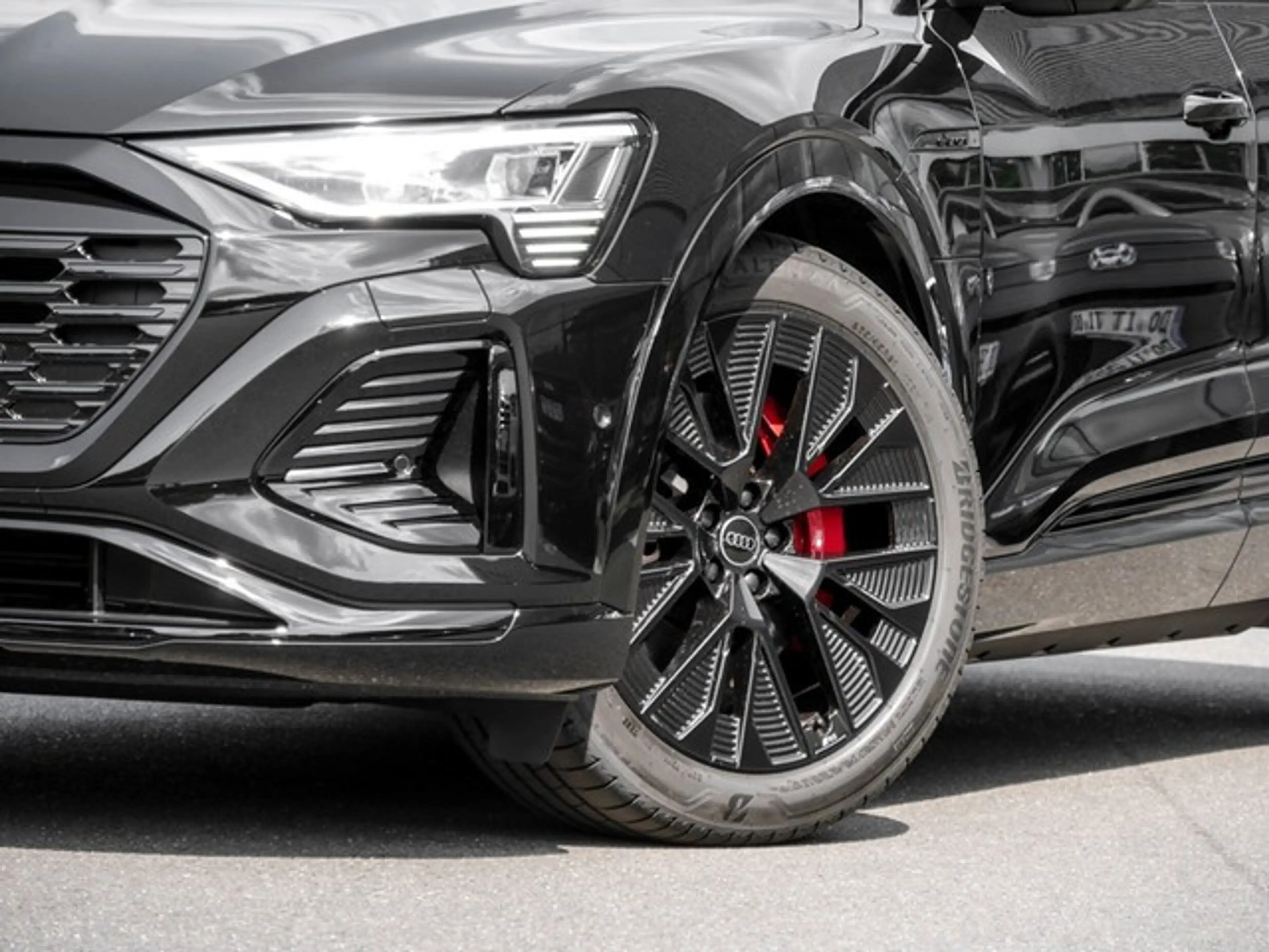 Audi Q8 e-tron 55 Qu. S LINE PANO B&O AHK 360°CAM — photo 7
