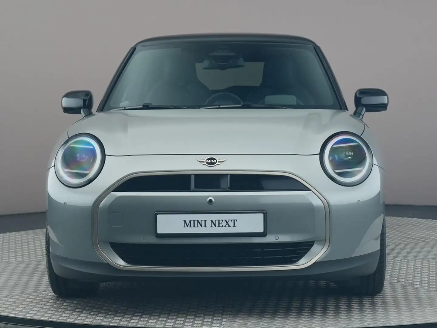 MINI Cooper E Favoured L 40.7 kWh siva - 2