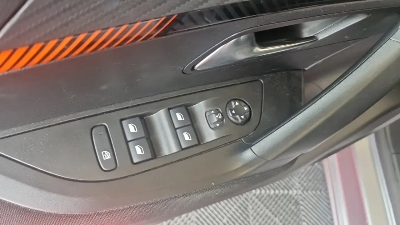 Peugeot 2008 2008 — photo 15