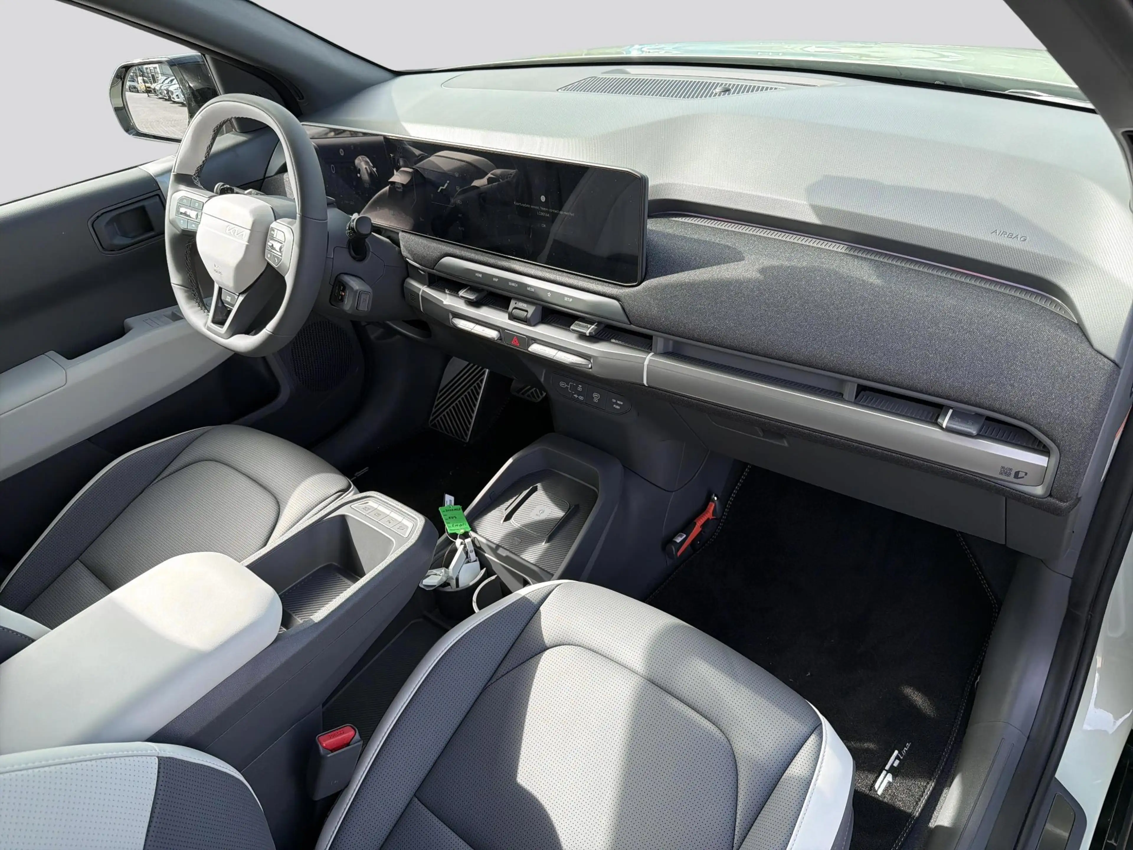 Kia EV3 GT-Line Business Edition 81.4 kWh | Black Edition — photo 9