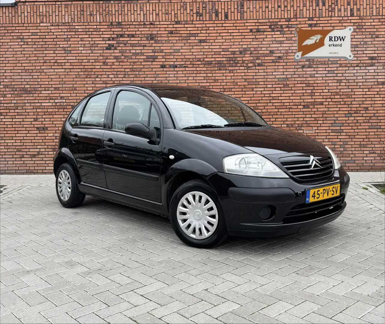 Citroen C3 1.4i Plaisir,NEW APK, Airco, Cruisecontrol Zwart - 1
