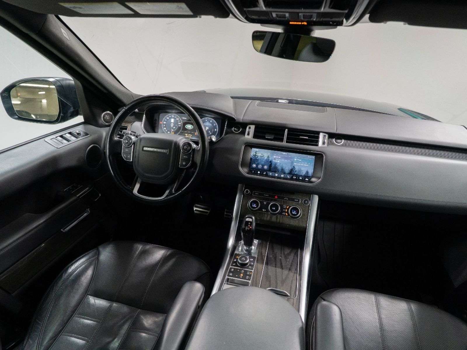 2017 Land Rover Range Rover Sport V8 SC Dynamic | Dynamic Package | Meridian Sound S thumb 24