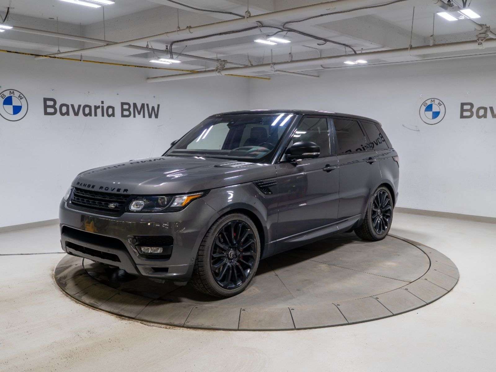 2017 Land Rover Range Rover Sport V8 SC Dynamic | Dynamic Package | Meridian Sound S