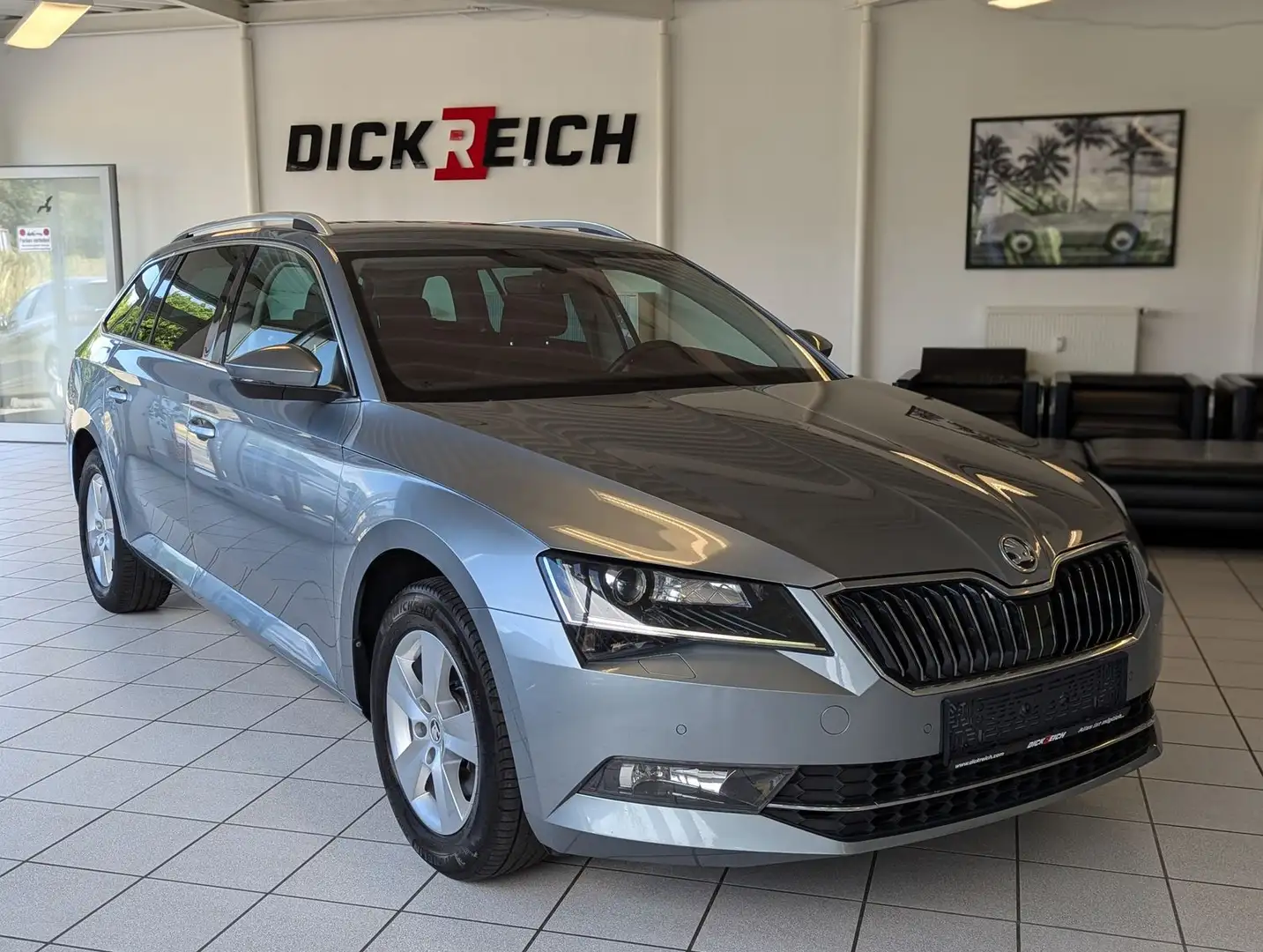 Skoda Superb 1.8 TSI Ambition Bi-Xen SHZ Tempomat AHK Grau - 1