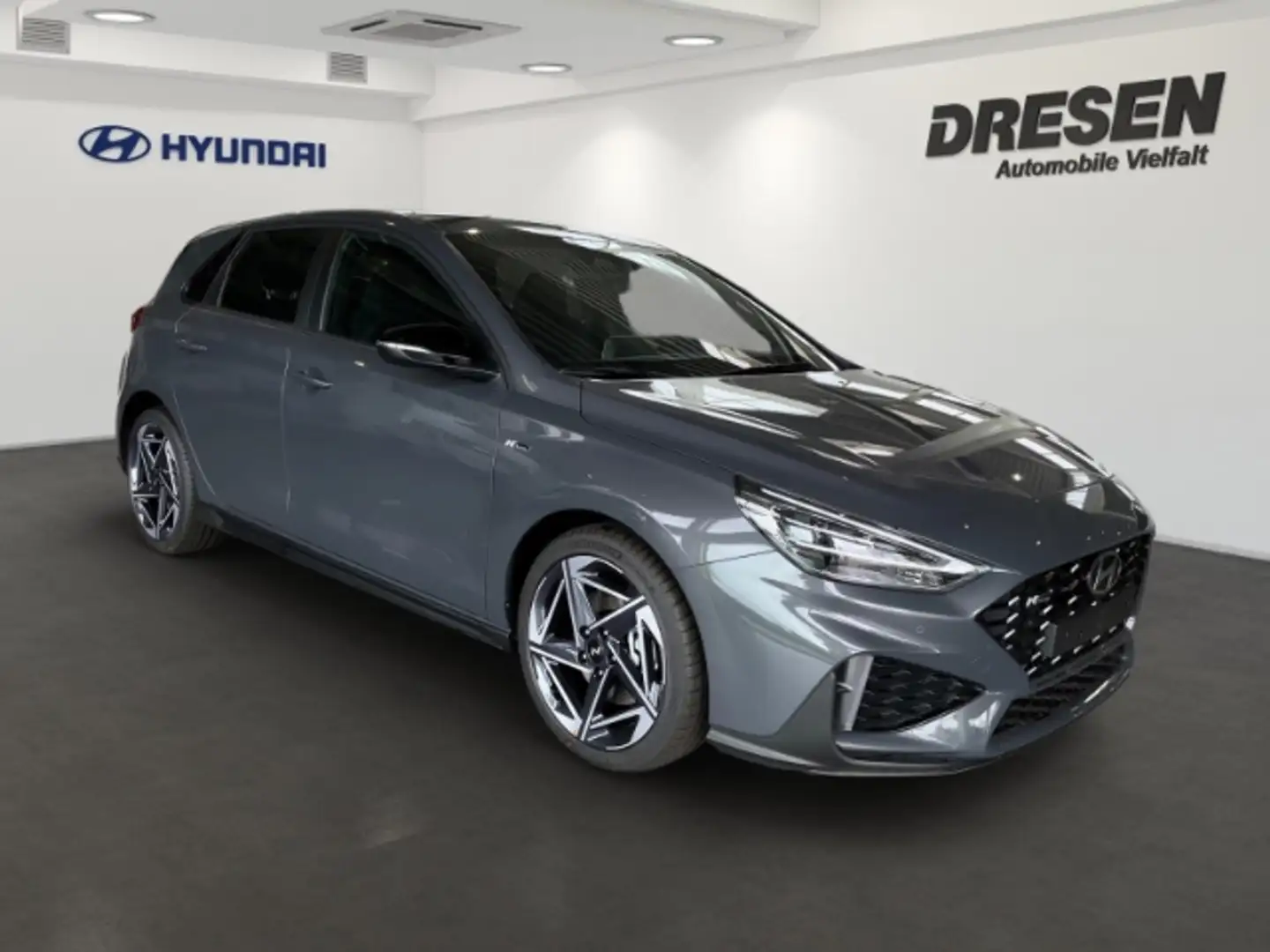 Hyundai i30 N Line Mild-Hybrid EU6e FL 5-Türer (MY25) 1.5 T-GD Grau - 2