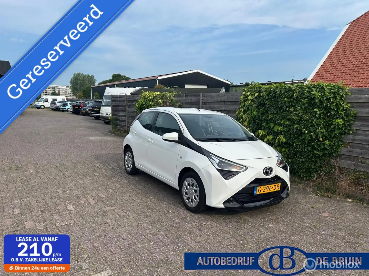 Toyota Aygo 1.0 VVT-i x-play Automaat Automaat Camera apple ca Blanc - 1